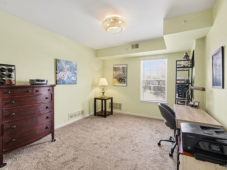 2104 Country Club Dr, photo 18