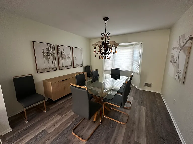 15 Sinclair Rd — Photo 4