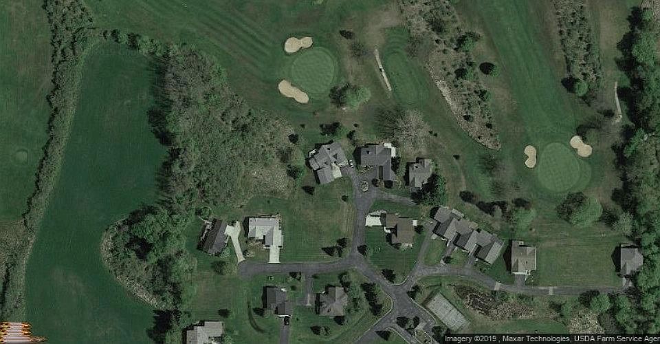2nd image of 305 Meister Rd #5