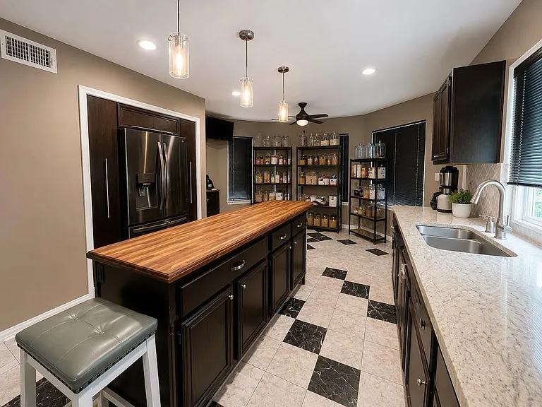 3115 Ashford Bend Dr — Photo 6