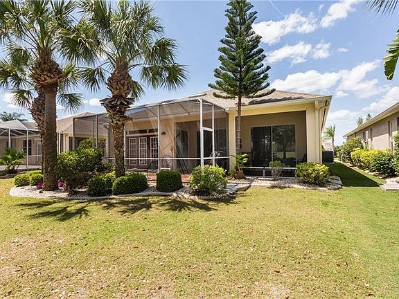 4th image of 1112 Emerald Dunes Dr