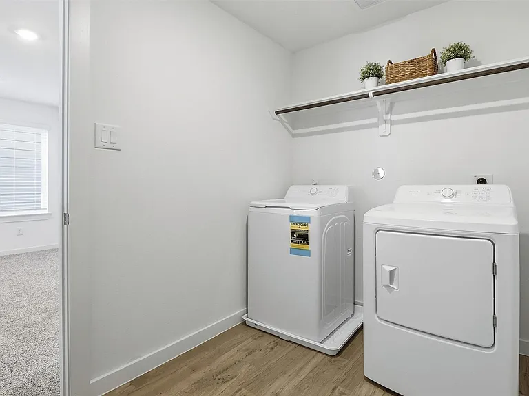 3538 Adelie Ln — Photo 28
