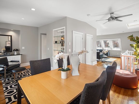 4th image of 27 E Springfield St #3
