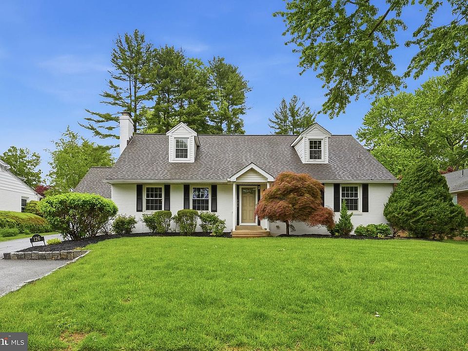 1st image of 126 Dickinson Ln