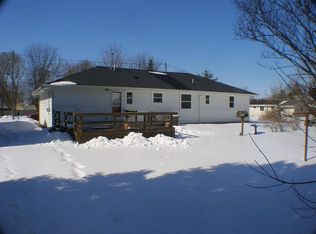 619 Bermuda St, Pinconning, MI 48650