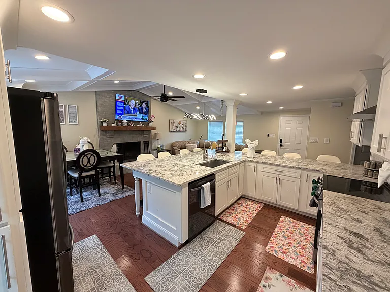 826 Vista Grande Cir — Photo 13