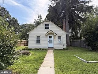 1st image of 40 Asbury Ave