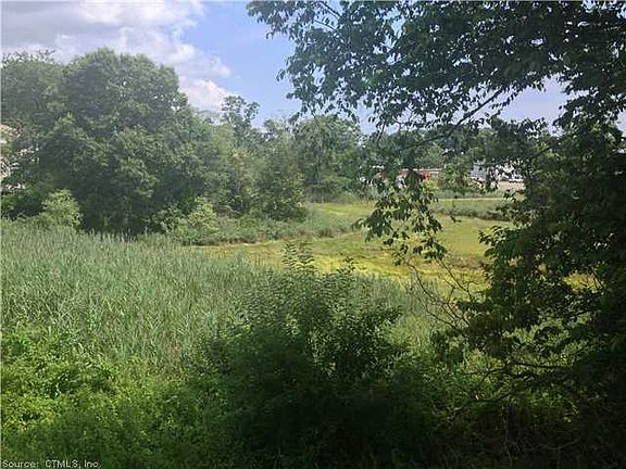 4th image of 14 Sybil Creek Pl