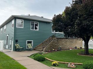 914 Henry Ave, North Platte, NE 69101