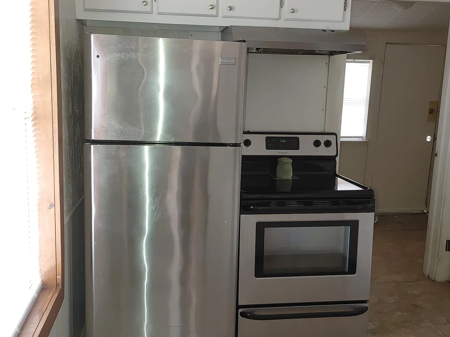 2 bed, 1100 sqft, $1,200 — Photo 4