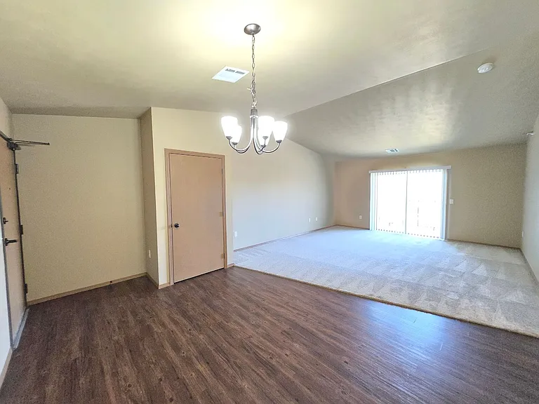 Sunrise Ii Apartments — Photo 6