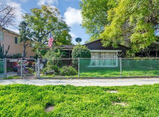 3850 E 15th St, Long Beach, CA 90804