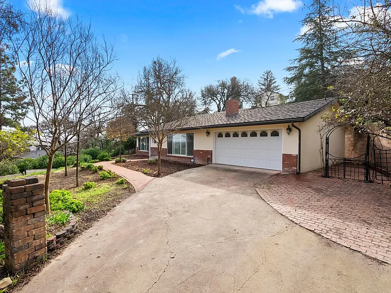 434 Fairview Ln — Photo 27
