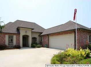 9029 Spring Grove Dr, Baton Rouge, LA 70809