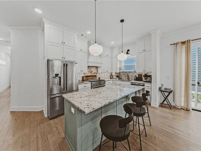 1019 N Main St, Bentonville, AR, 72712