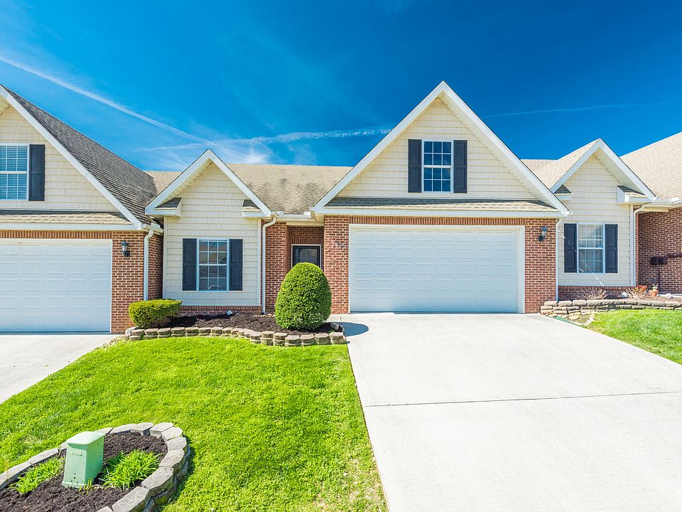 1st image of 7032 Pemmbrooke Shire Ln