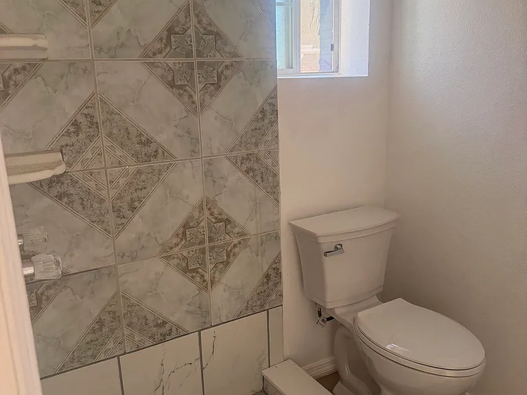2617 Piedmont Ave #A — Photo 8