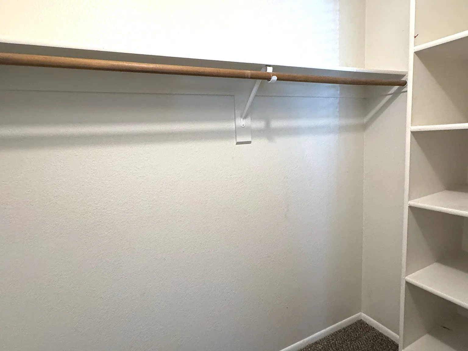 2 bed, 1.5 bath, 1200 sqft, $1,700 — Photo 3
