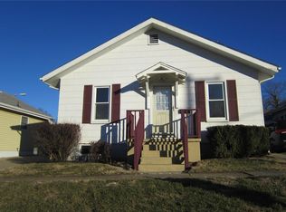 534 S Cypress St, Vandalia, IL 62471