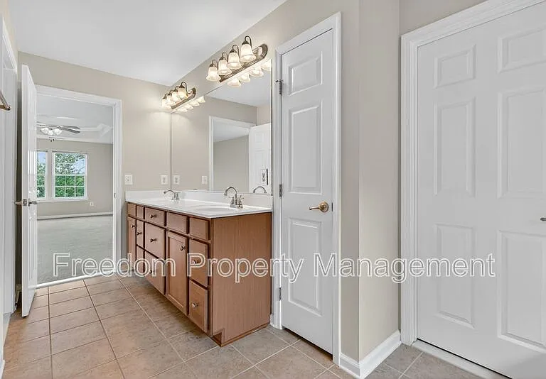 7629 Hamelin Ln — Photo 30