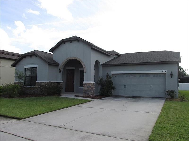 1st image of 923 Costa Mesa Ln
