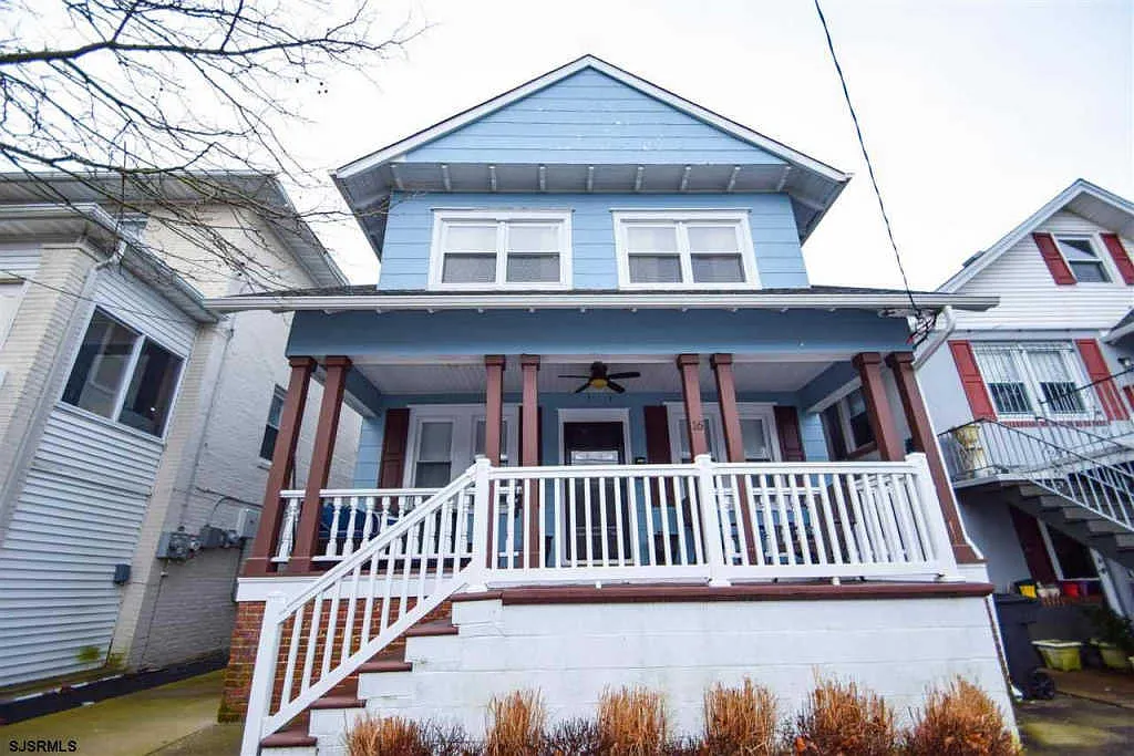 16 N Vassar Sq photo 1