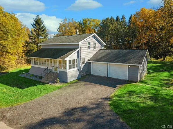 10914 Cooper St, Pt Byron, NY 13033