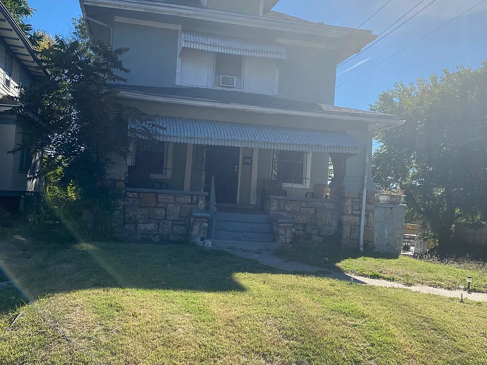 3847 College Ave