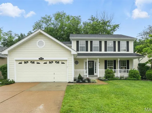 973 Kylemore Dr, Ballwin, MO 63021