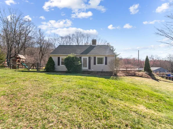 14 Lubec Road, Middlebury, CT 06762