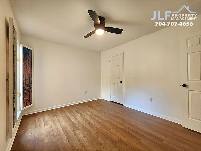 5721 Dockside Dr — Photo 8