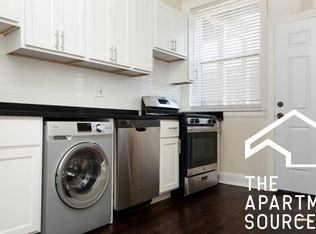 312 Lee St APT 2, Evanston, IL 60202