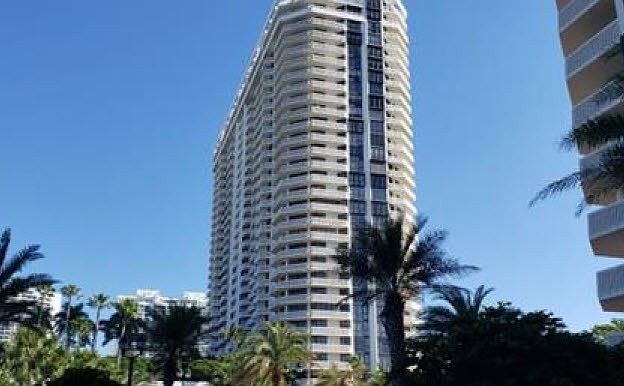 1st image of 1000 Island Blvd #2011
