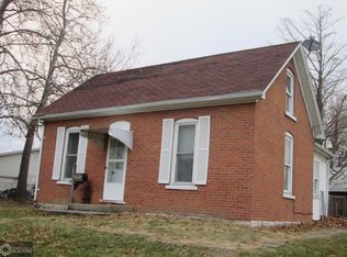 933 Ziegelmueller St, Burlington, IA 52601