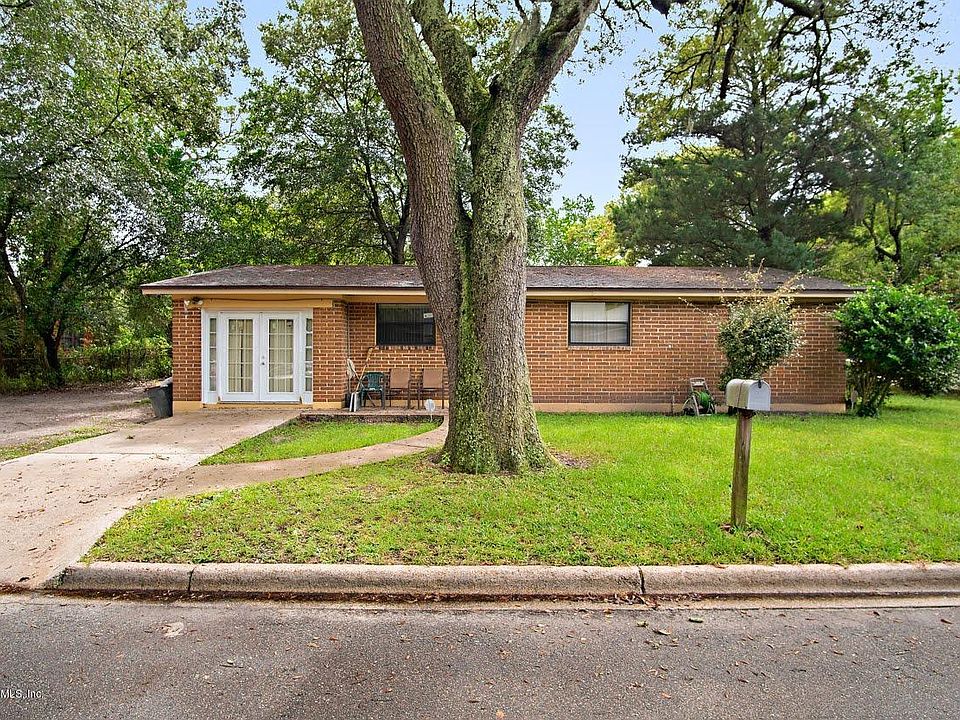 1st image of 6320 Fraleigh Ave