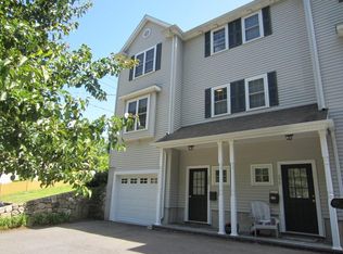 290 West St UNIT 290, Needham Heights, MA 02494