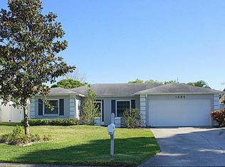 1485 Seaspray Ln, Dunedin, FL 34698