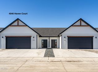 4046 Haven Ct, Grand Forks, ND 58201