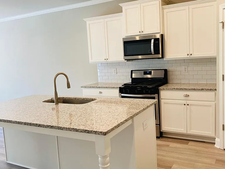2425 Morgan Place Dr — Photo 8