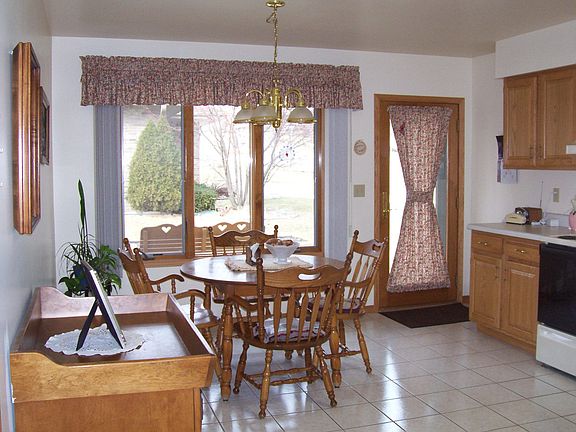Eat in Kitchen