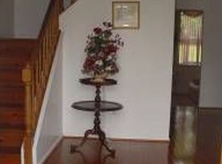 24 Millstream Dr, Mount Laurel, NJ 08054
