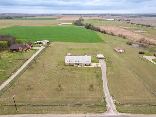 1066 West Rd, Waxahachie, TX 75165