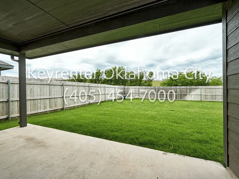 2809 Tracys Mnr — Photo 37