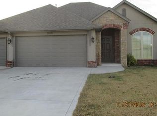 8020 S Gardenia Ave, Broken Arrow, OK 74011