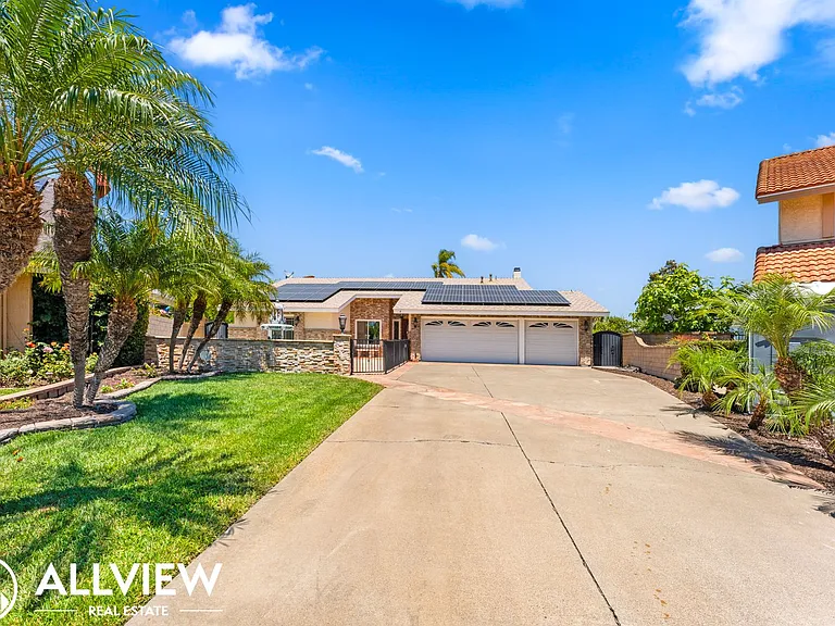 24911 Luton St — Photo 31