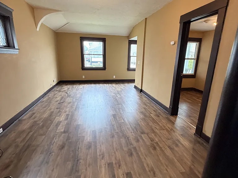 3802 Poe Avenue - Downstairs — Photo 12