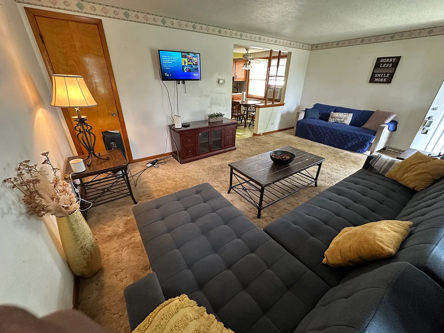 2907 Edison Ave — Photo 2