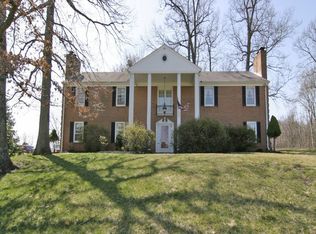 13450 Forsythe Rd, Sykesville, MD 21784