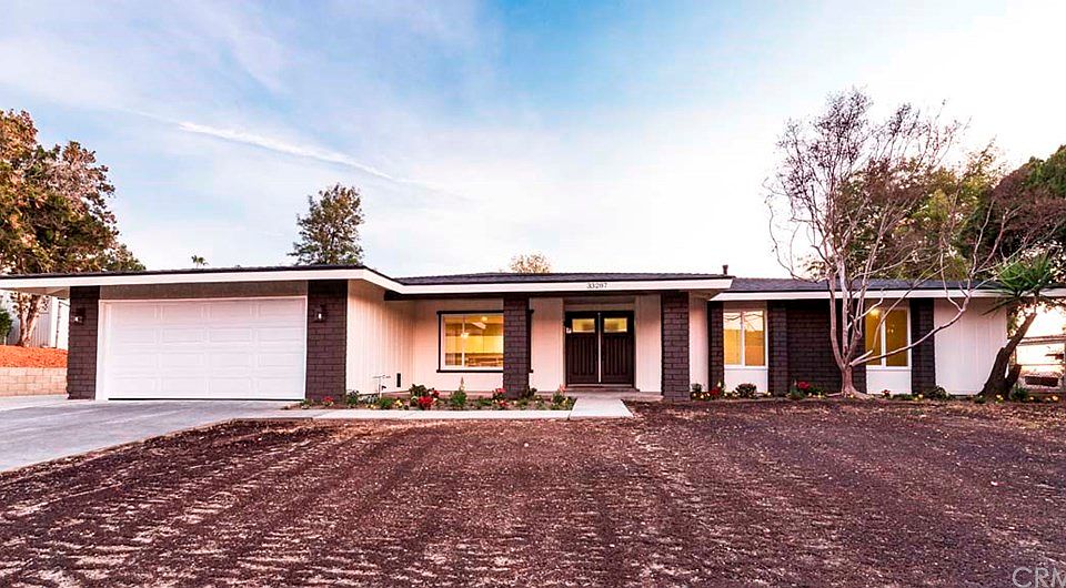 1st image of 33287 Avenue D