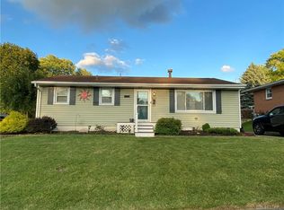 862 Woodhill Rd, Dayton, OH 45431